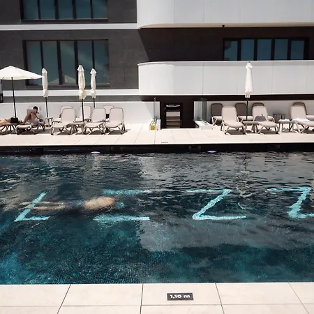 Nico10 Spectrum Seaview Odyssey Pools And *